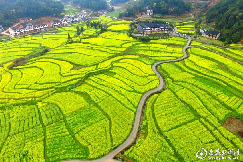 白玉堂景区  李建新 摄