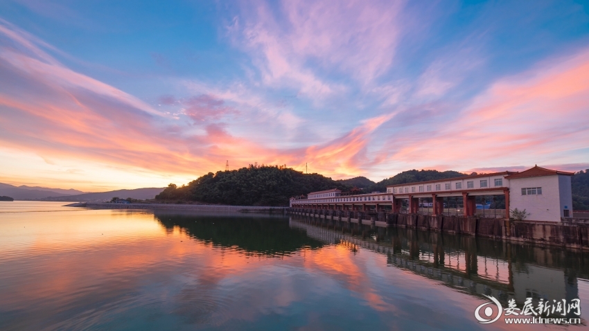 水府庙景区  李建新 摄